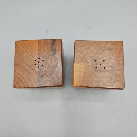 VTG Wooden Square Salt & Pepper Shaker Geometric MCM 2 3/4" Footed - Picture 10 of 13